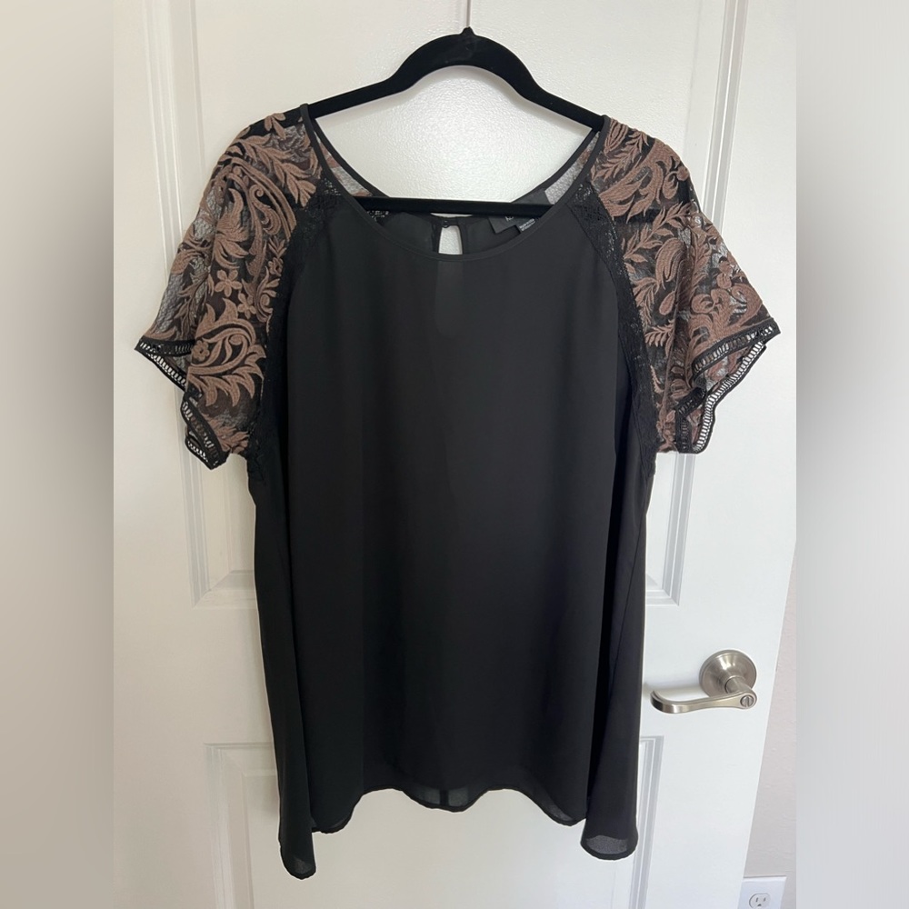 Karen Kane top size 2X